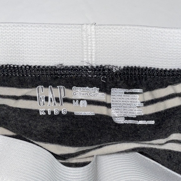 GAP Black and Gray Space-Themed Kids Briefs - Picture 2 of 11